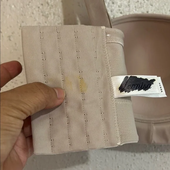 Cream Strapless T-Shirt Bra with Molded Cups - Picture 8 of 11